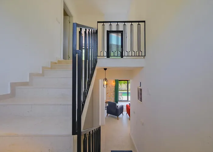 Kizilbella 2, Lueks Havuzlu Korunakli Tas * フェティエ