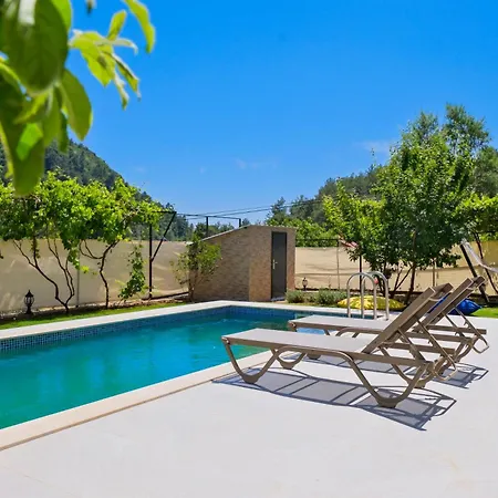 Kizilbella 2, Lueks Havuzlu Korunakli Tas *