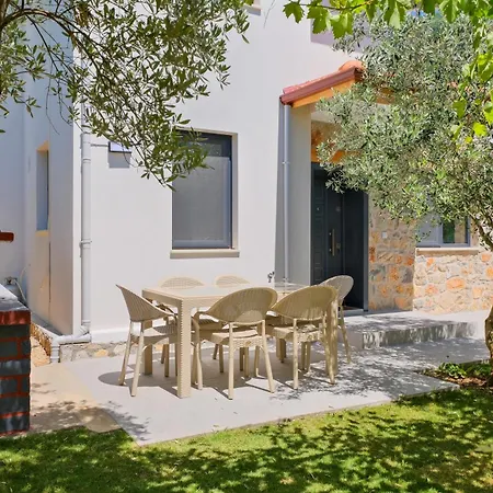 Kızılbella 2, Lüks Havuzlu Korunaklı Taş Fethiye