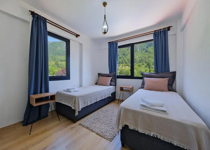 Villa Kizilbella 2, Lueks Havuzlu Korunakli Tas *